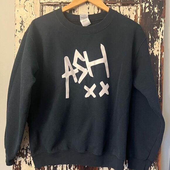 Ash XX black & white sweatshirt. Gildan heavyweight size small. Unisex. - Picture 1 of 6